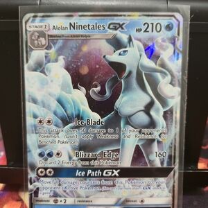 Alolan Ninetales GX Pokémon Card